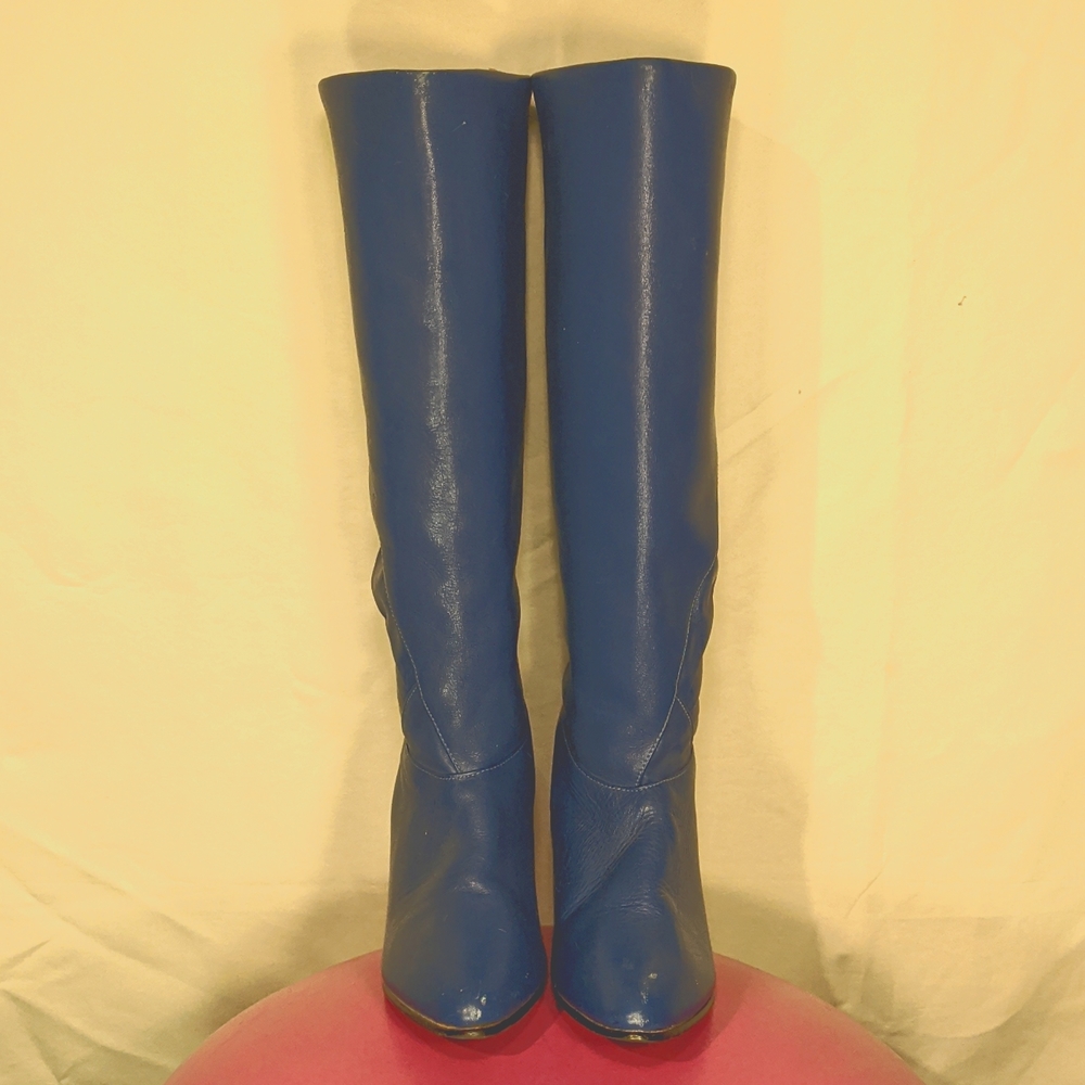 Vintage size 6 knee high blued heeled Hanna boots